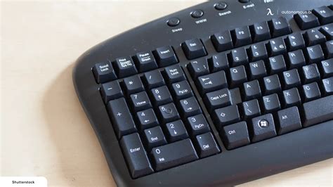 Pros & Cons of Left-Handed Keyboards: Top 3 Picks for 2024 Revealed!