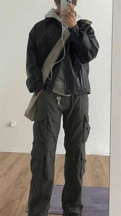 Baggy cargo pants mens outfit inspo| gorpcore streetwear cyber ...