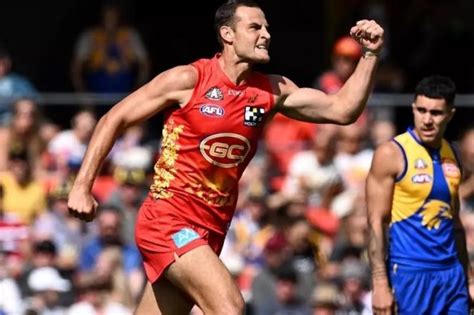 AFL 2024: Gold Coast Suns dominate third term to beat West Coast Eagles