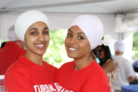 Here Is Why Many Sikh Women Are Choosing To Wear A Turban