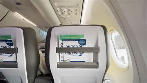 First Class Upgrade? Yes, Please: Review of Alaska Airlines from Seattle to Maui | 737 MAX ...