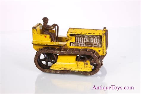 Arcade Cast Iron Caterpillar Diesel Tractor Toy with Tracks *SOLD* – AntiqueToys.com – Antique ...