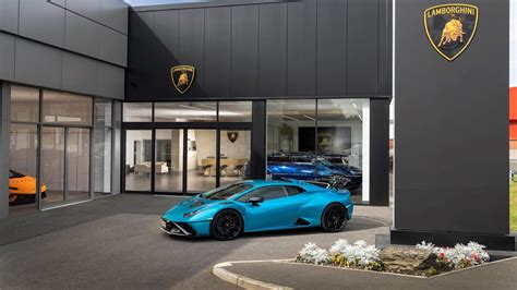 Lamborghini Manchester officially opens new showroom. The North West’s ...