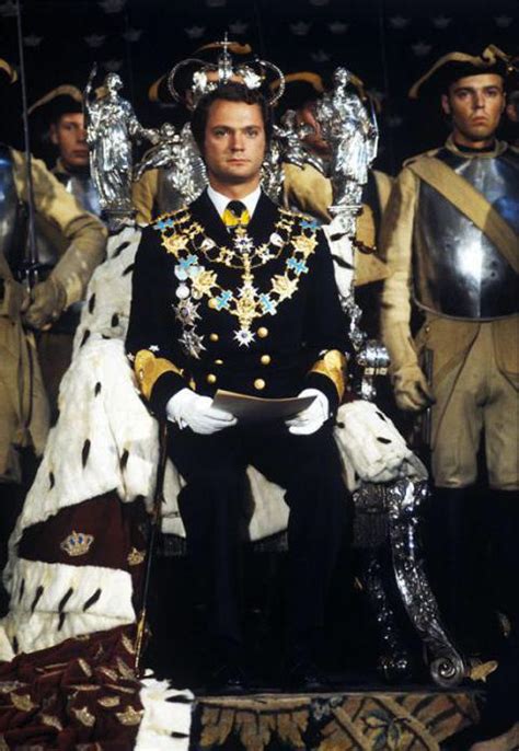 Carl XVI Gustaf of Sweden during his coronation in 1973 [483x700] : r/HistoryPorn