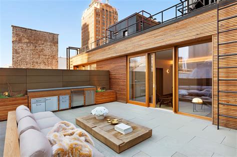 Great Homes With Beautiful Rooftop Decks And Terraces