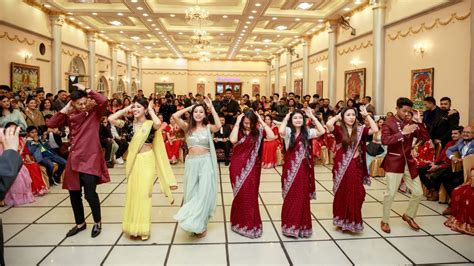 Best Nepali Weddings Dance Performance | FotoFilms - YouTube