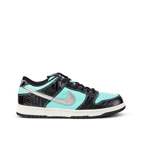 Nike SB Dunk Low Pro Diamond Supply Co. 'Tiffany' | Size 10 | Nike SB | 20 Years | 2022 | Sotheby's