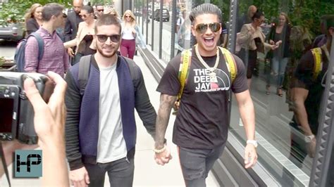 Vinny and Pauly D Holding Hands - Bromance in The Streets of NY - YouTube