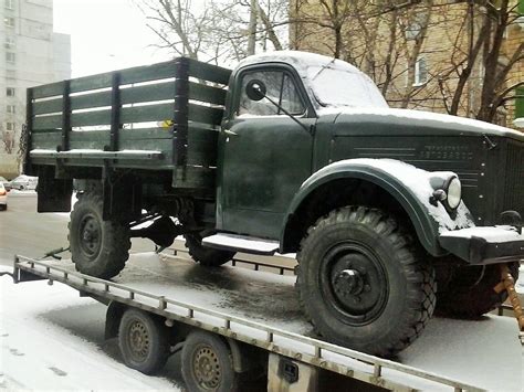 Spotted...cars in Moscow: GAZ-63 on a Trailer