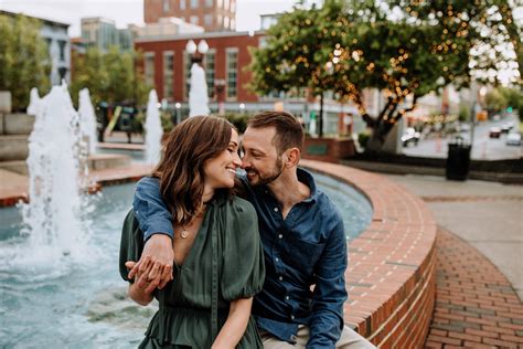 Downtown Easton, Pennsylvania Engagement Session - Hand and Arrow Photography