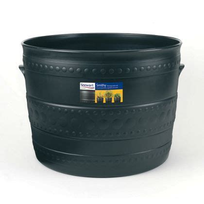 Plastic Patio Tub in Black - 50cm | Plastic planter, Large planters, Large indoor plants