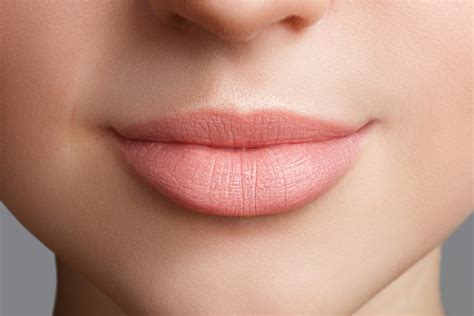 10 Best Practices For LIP CARE - Healthyton