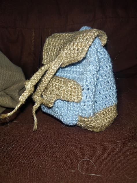 made a functional bag. smol banana for scale : r/crochet