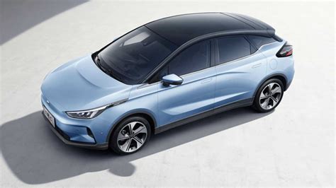 Geely Geometry C, la nuova elettrica cinese punta sulla concretezza