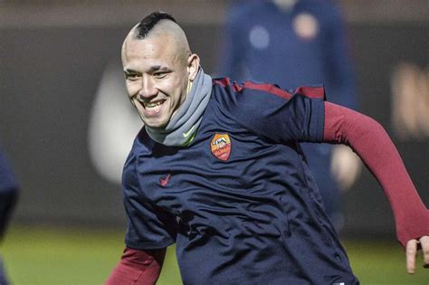 Team news: Nainggolan and Salah both start - AS Roma