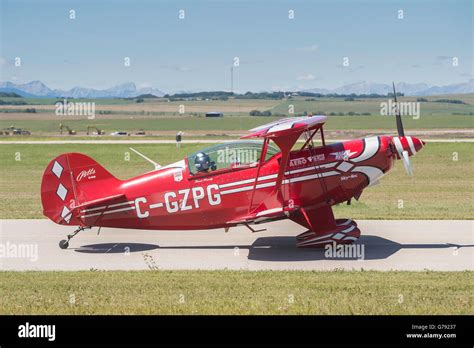 Pitts Special S-2B, Redline Aerobatics, Wings over Springbank ...