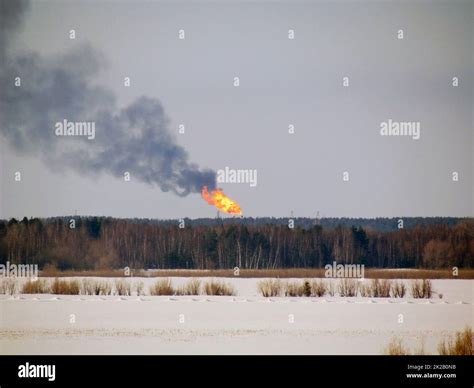 Burning gas flare Stock Photo - Alamy