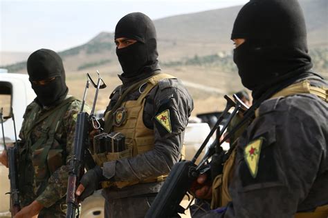 Kurdish People's Protection Units (YPG) fighters in Syria. : r/MilitaryFans