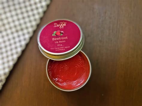 Deyga Beetroot Lip Balm Review - Candy Crow