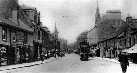 Tour Scotland Photographs: Old Photographs High Street Kirkcaldy Scotland