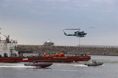 Iranian army navy begins annual drill in Caspian Sea - Mehr News Agency