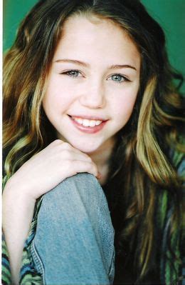 Young Miley - Miley Cyrus Photo (7396193) - Fanpop