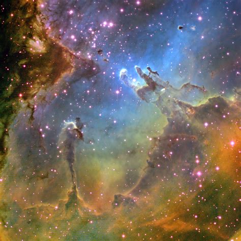 Wide-Field Image of the Eagle Nebula | HubbleSite