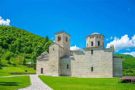 Premium Photo | Orthodox monastery djurdjevi stupovi in montenegro