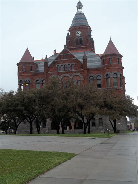 Dallas County Courthouse