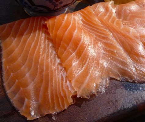 What's The Difference Between Smoked Salmon And Lox? - Food Republic