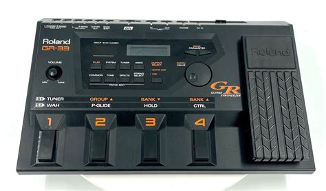 Roland GR--33 & GK-2 Guitar Synth and Pickup