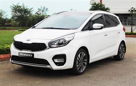 Giá xe Kia Rondo 2021 tháng 5/2021 mới nhất hiện nay