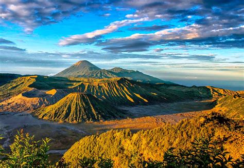 Mt Bromo Sunrise is Not an Ordinary Sunrise View - IJEN CRATER, IJEN ...