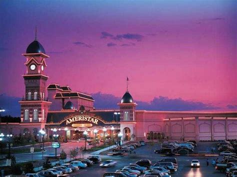 7 Best Family-Friendly Hotels in Kansas City (2022 Guide) – Trips To ...