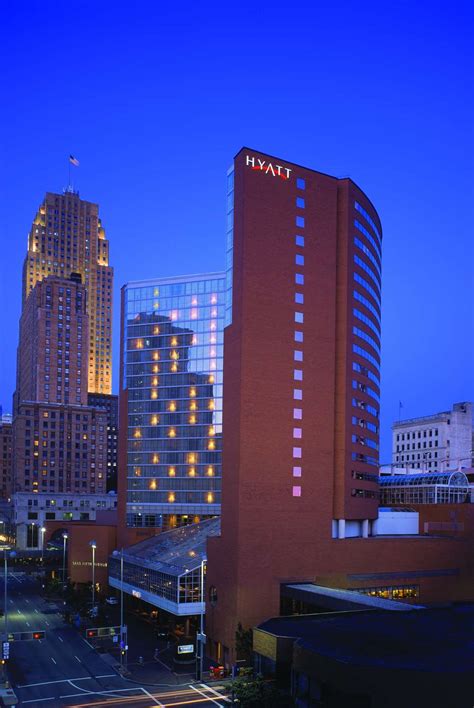 Hyatt Regency Hotel Downtown Cincinnati - I-75, Exit 1C, OH - See Discounts