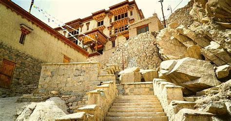 Shey Palace & Monastery – Facts, History and Complete Travel Guide - Ladakh