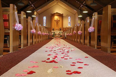 26 Simple Church Wedding Decorations & Ideas For 2022