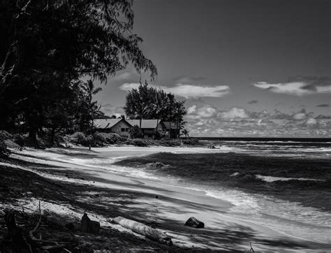 Kauai Northern Beachfront – Photography by CyberShutterbug