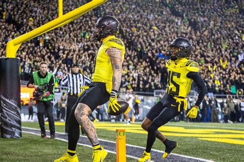 Oregon football holds steady in polls after beating USC - oregonlive.com