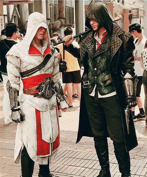 Ezio, Jacob cosplay | Assassins creed cosplay, Assassins creed costume, Assassins creed