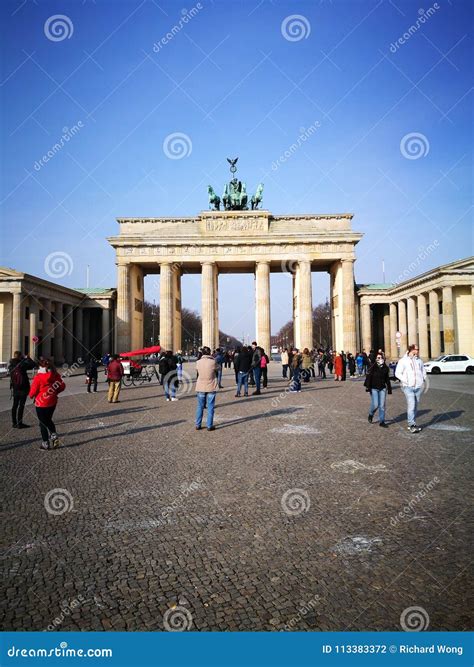 Silhouette of the Brandenburg Gate Brandenburger Tor Editorial Photography - Image of gate ...