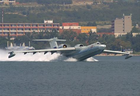 Russia to resume A-42 amphibious aircraft production