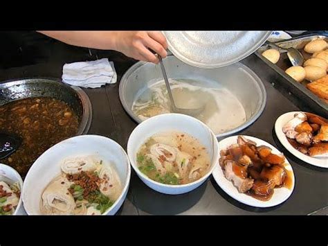 Filipino Street Food | Tumbong Soup - Pigs Intestine Soup - YouTube | Filipino street food ...