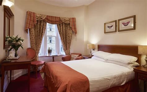 Old Waverley Hotel Review, Edinburgh | Travel