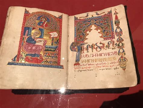 The Book of Kells and the Old Library Exhibition (Dublin) - All You ...