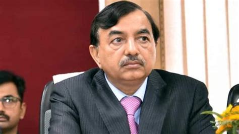 Election Commissioner Sushil Chandra set to be next CEC: Reports | Latest News India - Hindustan ...