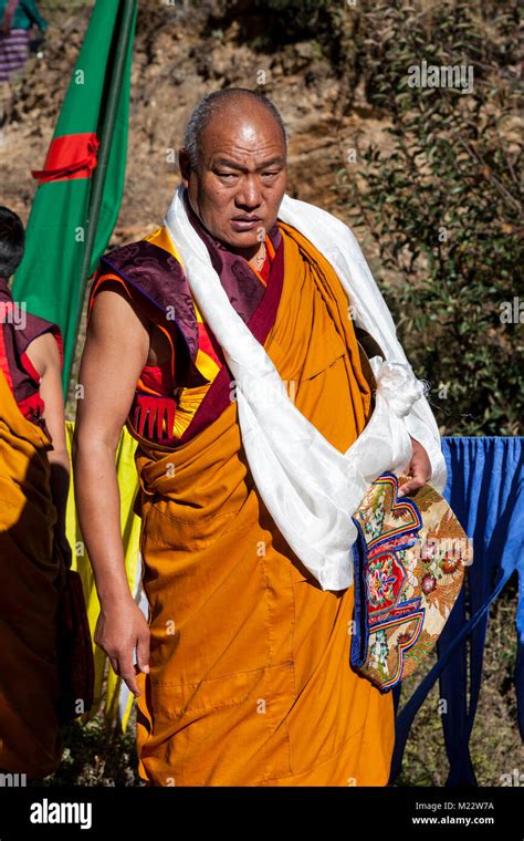 Bhutanese monk hi-res stock photography and images - Alamy