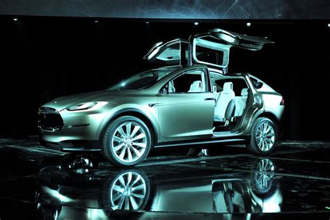 Tesla’s big bet: $8,000 worth of self-driving hardware in all new cars ...