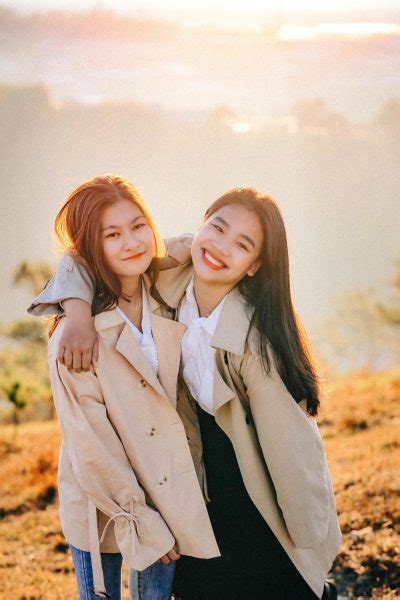 100+ Ảnh BFF Cute, Chất Như Nước Cất Cho Nhóm Bạn Thân