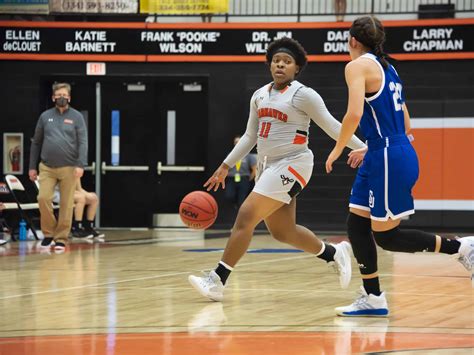 Auburn University Women's Basketball vs. Lee University - AUM